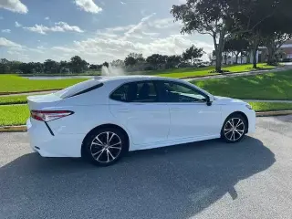 2020 CAMRY SE SEDAN 4D