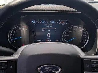 Ford F-150 2022 4x4 XLT 4 puertas SuperCrew 5.5 pies. SB