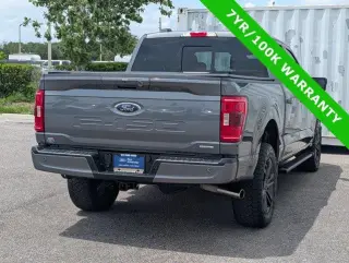 Ford F-150 2022 4x4 XLT 4 puertas SuperCrew 5.5 pies. SB
