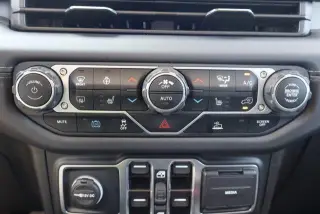Jeep Wrangler 2025 4x4 Sahara 4xe 4p SUV