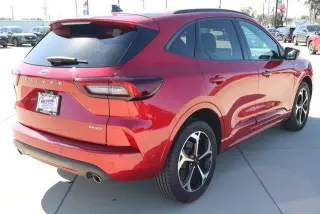 Ford Escape 2023 AWD ST-Line Elite 4p SUV