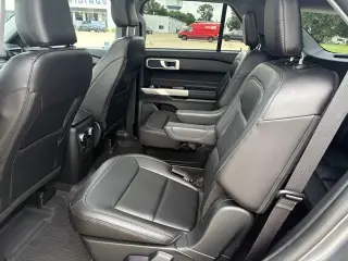 Ford Explorer 2023 AWD XLT 4dr SUV