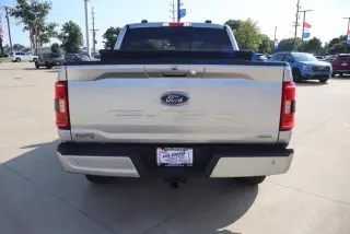 Ford F-150 2021 4x4 XLT 4p SuperCrew 5.5 ft. SB
