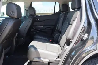 GMC Acadia 2023 4x4 SLT 4p SUV