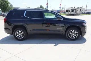 GMC Acadia 2023 4x4 SLT 4p SUV