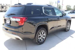 GMC Acadia 2023 4x4 SLT 4p SUV
