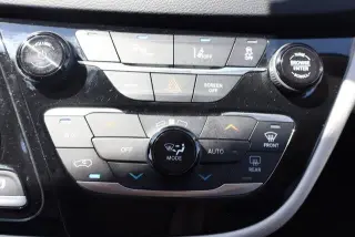 Chrysler Pacifica 2023 Touring L Minivan 4p