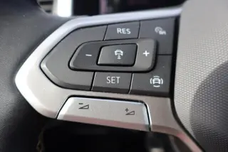 Volkswagen Atlas Cross Sport 2023 SE SUV de 4 puertas con tecnología