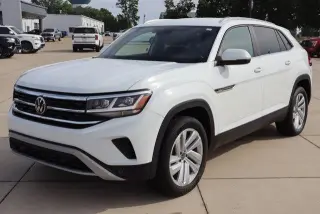 Volkswagen Atlas Cross Sport 2023 SE SUV de 4 puertas con tecnología