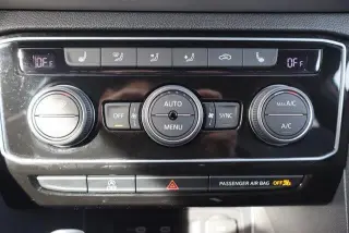 Volkswagen Atlas Cross Sport 2023 SE SUV de 4 puertas con tecnología