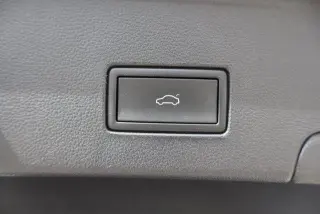 Volkswagen Atlas Cross Sport 2023 SE SUV de 4 puertas con tecnología