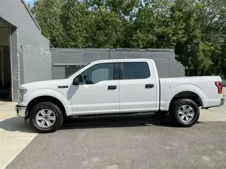 2017 Ford F150 XLT 4x4