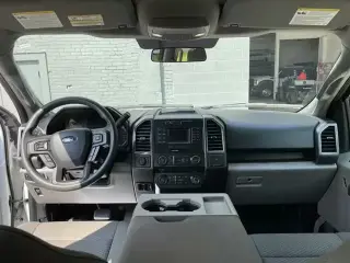 2017 Ford F150 XLT 4x4