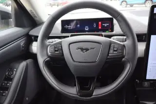 Ford Mustang Mach-E 2025 Premium 4 puertas SUV