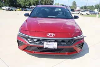 Hyundai ELANTRA 2025 SEL Sport Sedán de 4 puertas