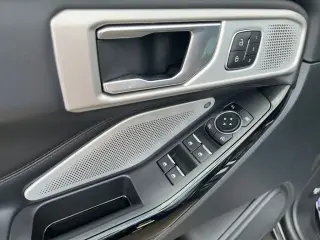 Ford Explorer 2022 AWD Platinum 4dr SUV
