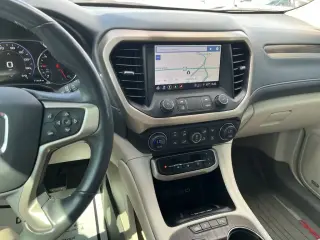 GMC Acadia 2022 4x4 Denali 4dr SUV