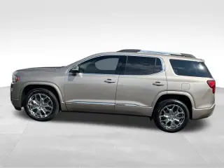 GMC Acadia 2022 4x4 Denali 4dr SUV