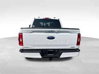 Ford F-150 2023 4x4 XLT 4 puertas SuperCrew caja corta de 5.5 pies