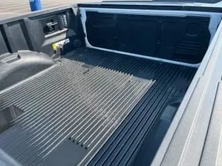 Ford F-150 2023 4x4 XLT 4 puertas SuperCrew caja corta de 5.5 pies