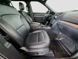Ford Explorer 2018 AWD XLT 4dr SUV