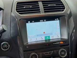 Ford Explorer 2018 AWD XLT 4dr SUV