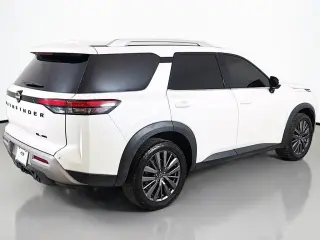 Nissan Pathfinder 2023 AWD SL 4dr SUV