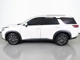 Nissan Pathfinder 2023 AWD SL 4dr SUV