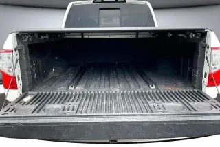 Nissan Titan 2017 4x4 S 4dr Crew Cab