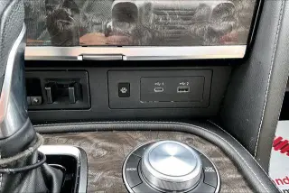 Nissan Armada 2021 4x4 Platinum 4dr SUV