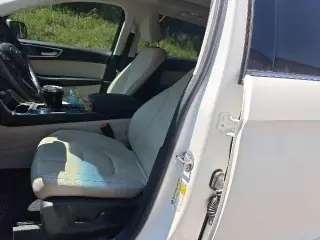 Ford Edge 2022 AWD Titanium 4dr Crossover
