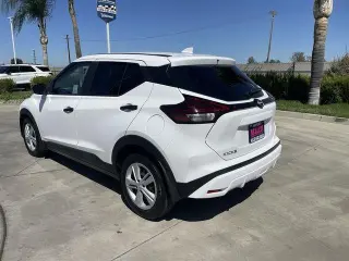 Nissan Kicks 2023 S 4dr Crossover
