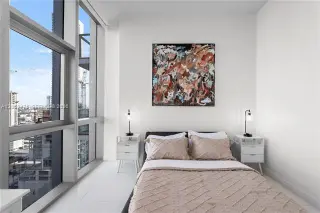 Propiedad en alquiler con 2 habitaciones y 3 baños en Miami