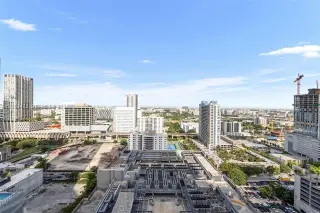 Propiedad en alquiler con 2 habitaciones y 3 baños en Miami