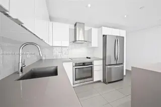 Propiedad en alquiler con 2 habitaciones y 2 baños en Miami