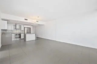 Propiedad en alquiler con 2 habitaciones y 2 baños en Miami