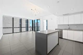 Propiedad en alquiler con 2 habitaciones y 2 baños en Miami