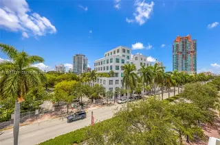 Propiedad en alquiler con 1 dormitorio y 1.5 baños en Miami Beach