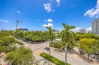 Propiedad en alquiler con 1 dormitorio y 1.5 baños en Miami Beach