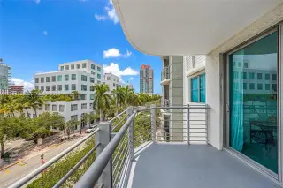 Propiedad en alquiler con 1 dormitorio y 1.5 baños en Miami Beach