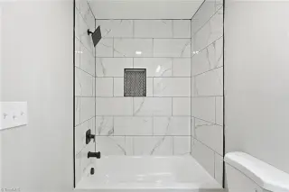 Propiedad en alquiler con 2 habitaciones y 2 baños en Winston Salem