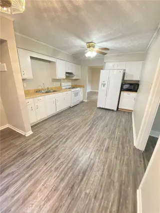 Propiedad en alquiler con 4 habitaciones y 2 baños en Savannah