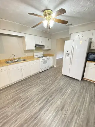 Propiedad en alquiler con 4 habitaciones y 2 baños en Savannah