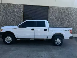 2013 Ford F150 XL 4x4 4DR