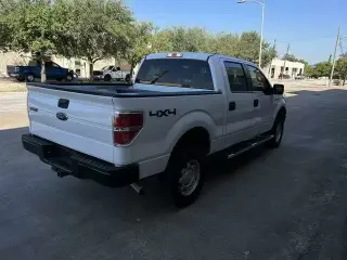 2013 Ford F150 XL 4x4 4DR