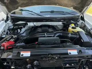 2013 Ford F150 XL 4x4 4DR
