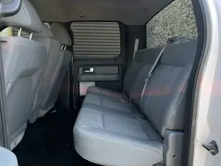 2013 Ford F150 XL 4x4 4DR