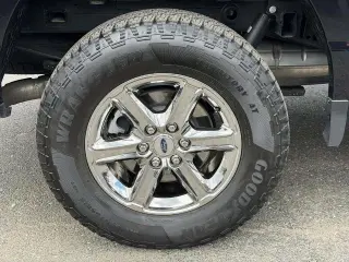 Ford F-150 2025 4x4 XLT 4dr SuperCrew 5.5 ft. SB