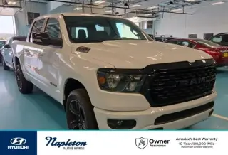 Ram 1500 2022 4x4 Big Horn 4p Puerta Cabina de Tripulación 5.6 ft. SB Camioneta