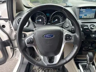 Ford Fiesta 2017 Titanium 4dr Hatchback